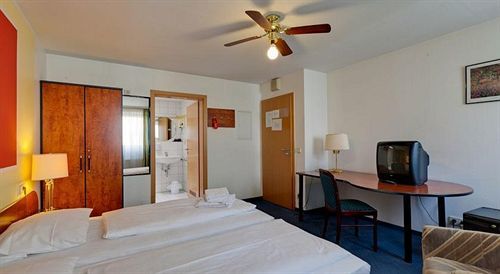 Hotel Merit Stuttgart Dış mekan fotoğraf